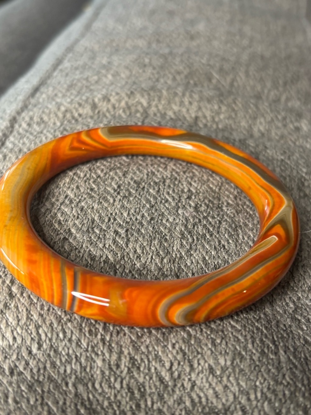 Vibrant Orange Swirled Agate Bangle Bracelet - Picture 6 of 9